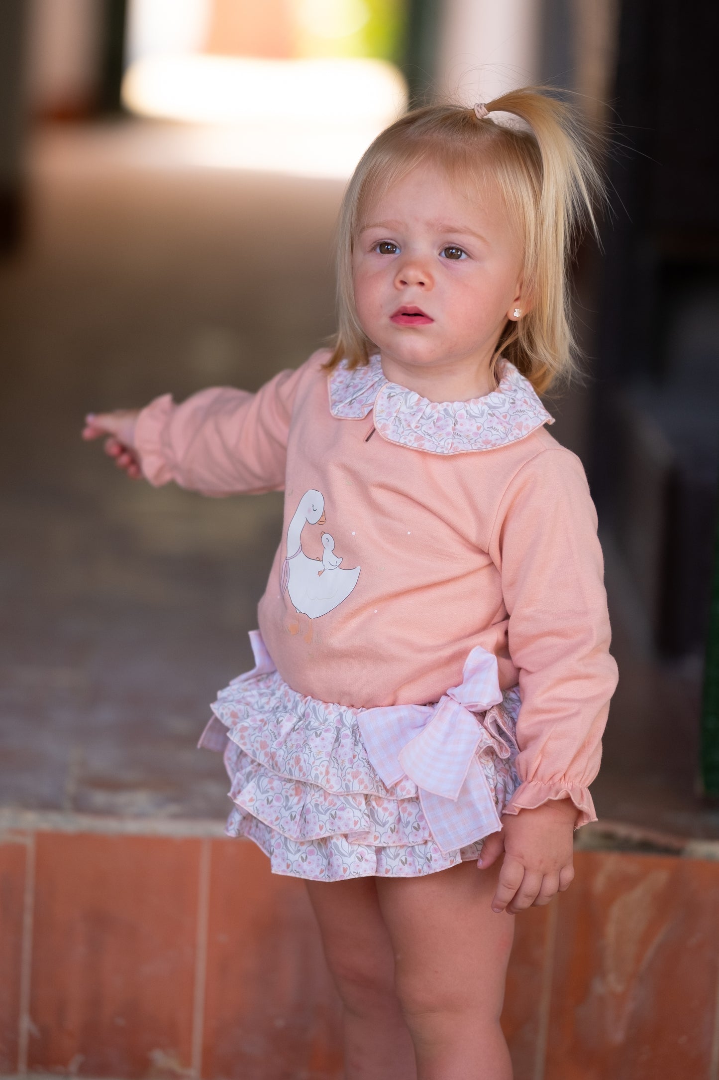 Persikinis  džemperis ir kelnaitės žąselės