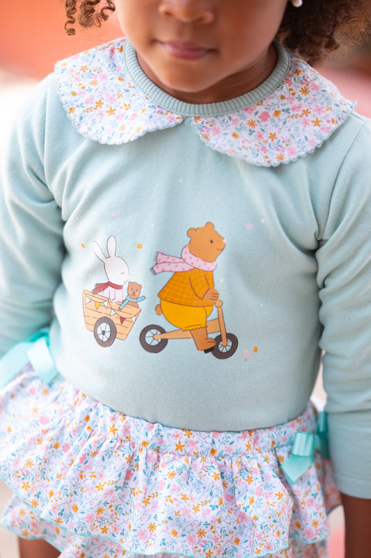 Mėtinės spalvos džemperis ir kelnaitės