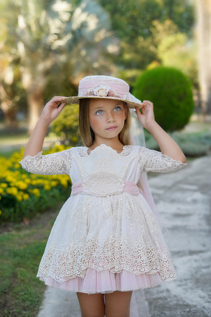 Vaikiška ceremoninė kanotjė skrybėlė TIEMPO