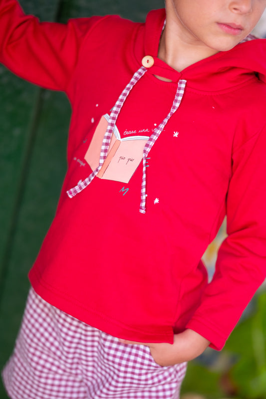 Džemperis ir šortai Knyga