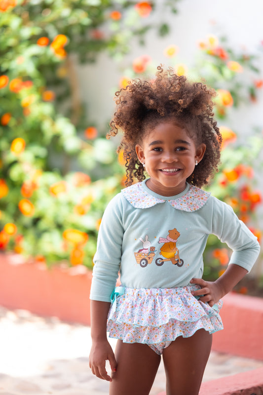 Mėtinės spalvos džemperis ir kelnaitės