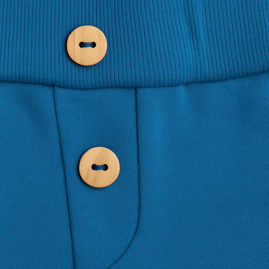 Mėlynos kelnės su kišenėmis